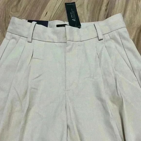 Banana Republic WIDE-LEG FLANNEL TROUSER - Picture 5 of 5